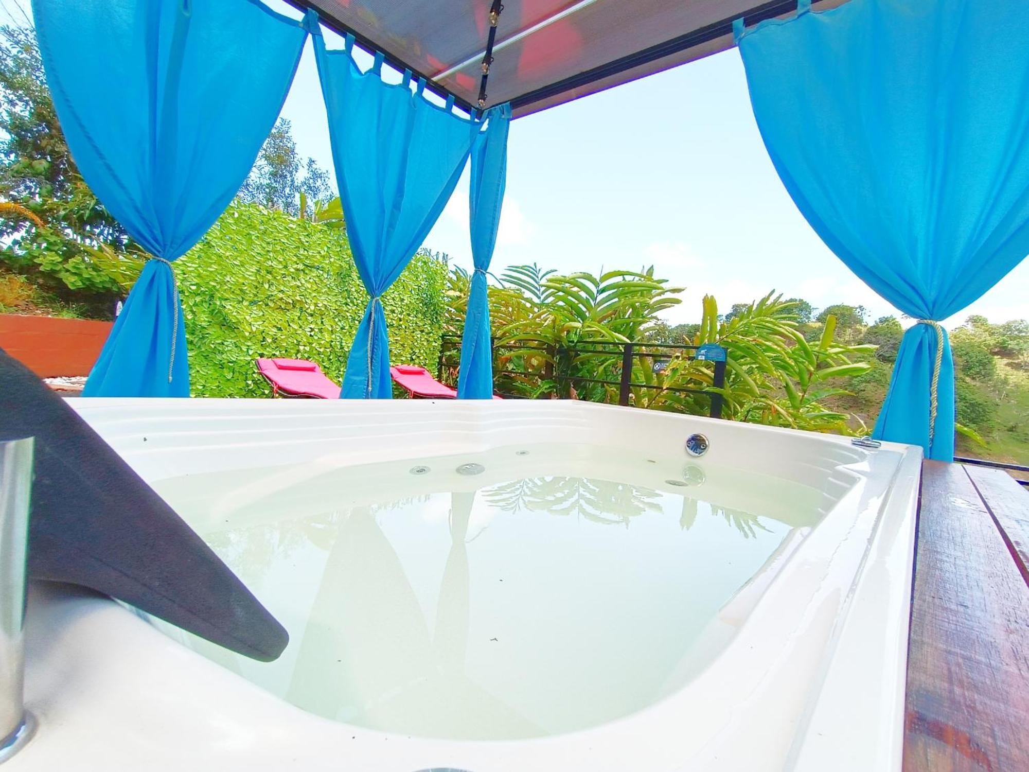 Glamping The Mountain Hotel Guatapé Exterior foto