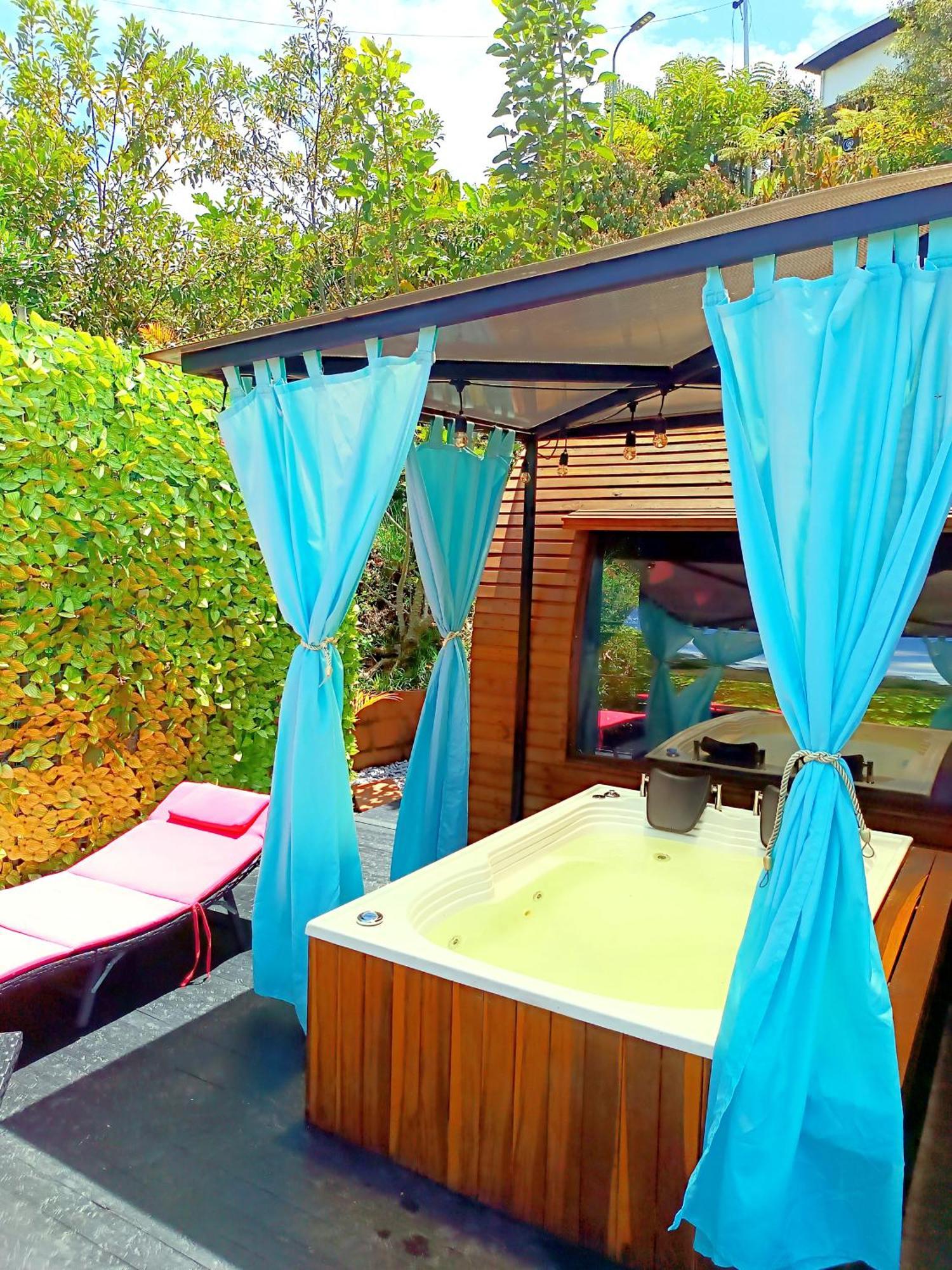 Glamping The Mountain Hotel Guatapé Exterior foto