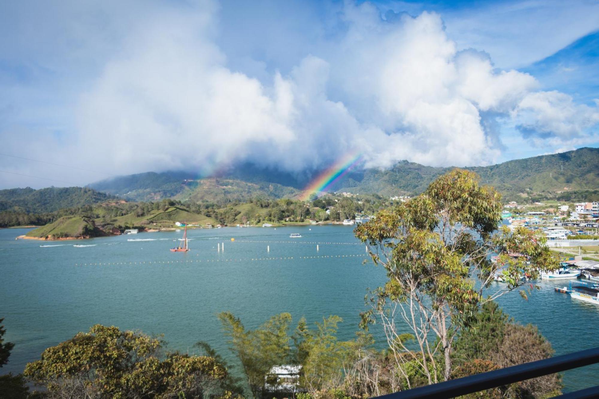 Glamping The Mountain Hotel Guatapé Exterior foto